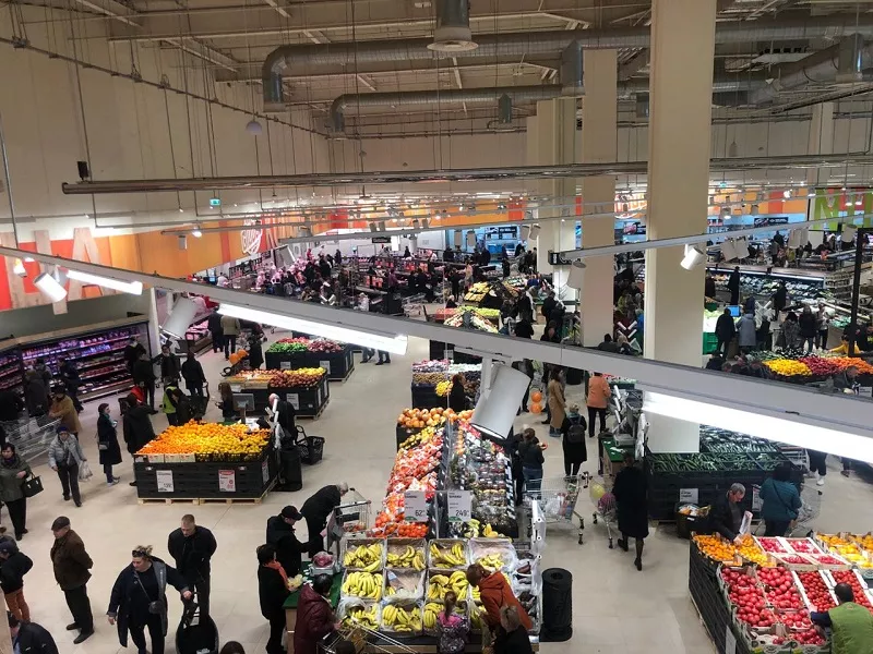The first hypermarket Globus with a CO2 transcritical refrigeration system in Russia
