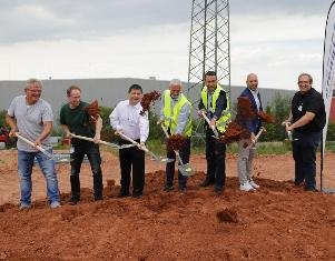 pfenning logistics and HFL celebrate symbolic groundbreaking ceremony for the freshcube osthessen