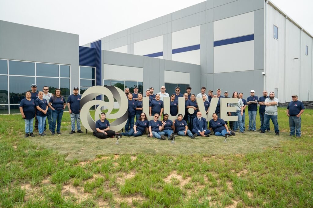 LUVE Adds 20,000 m² to Texas Plant for €100M Hyperscaler Data Center Deal