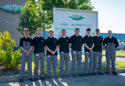BITZER welcomes eight new apprentices in Schkeuditz