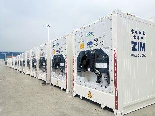 ZIM Adds 1,000 Carrier Transicold PrimeLINE Refrigeration Units