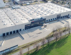 Toshiba Carrier’s New Manufacturing Subsidiary in Europe Starts Product Shipment