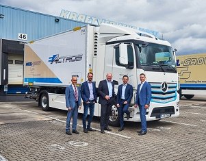 Nagel-Group begins on-road testing of eActros in Hamburg