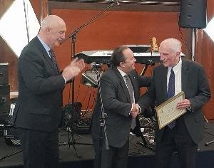 REHVA at KGH’s silver anniversary: special award handed