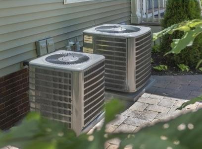 International Benchmarking Reveals Gaps and Convergence in Heat Pump Standards