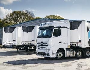 Carrier Transicold Delivers Vector HE 19 Units to Dale Brothers UK
