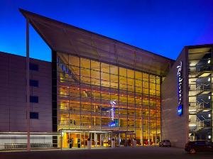 Radisson Blu Hotel at London Stansted Airport Gets Top-flight Air Conditioning Upgrade