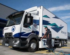 Delanchy Selects Carrier Transicold’s Iceland Engineless Refrigeration Unit for Electric Truck