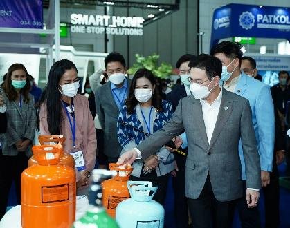 Thailand’s Minister of Commerce Opens Bangkok RHVAC 2022