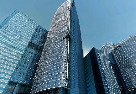 Centrifugal Chillers Ensure Efficient Cooling for Brussels Office Tower