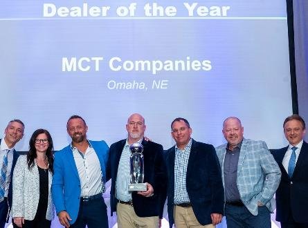 MCT Companies and RETO S.A. de C.V. Named Carrier Transicold Dealers of the Year