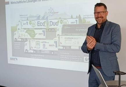 Schmitz Cargobull showcases all-electric S.KOe COOL semi-trailer in Austria